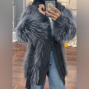 Knitted Cardigan with Real Genuine Fox Fur Trim